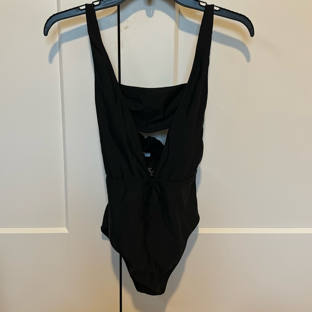 Bathing suit one piece